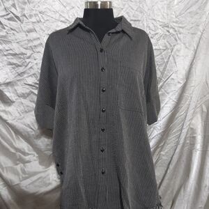 Umgee Black and White Pinstripe Button-Down Shirt